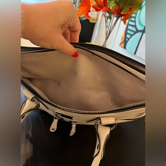 Beautiful MODALU Handbag - Picture 8 of 11